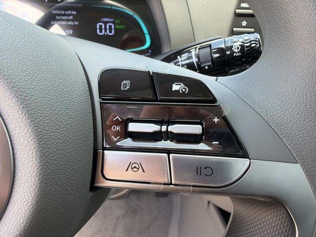New 2026 White Hyundai Blue image 22