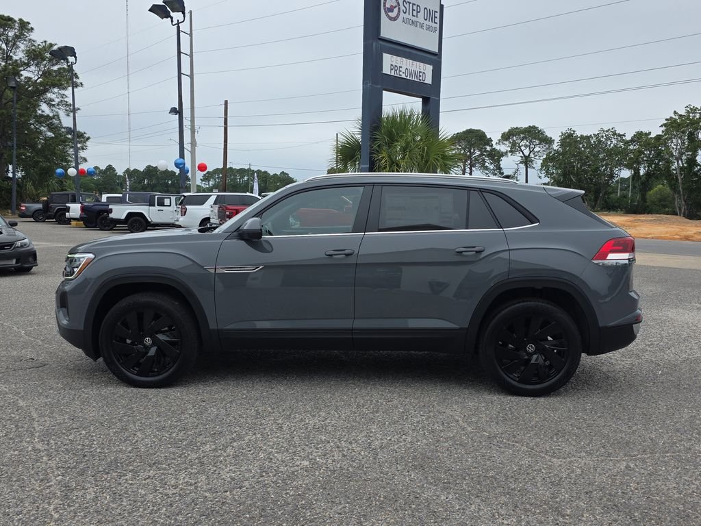 New 2026 Gray Volkswagen 2.0T SE w/Technology image 4