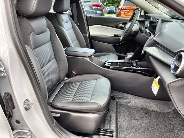 2026 Chevrolet Trax LT White at Nick Chevrolet