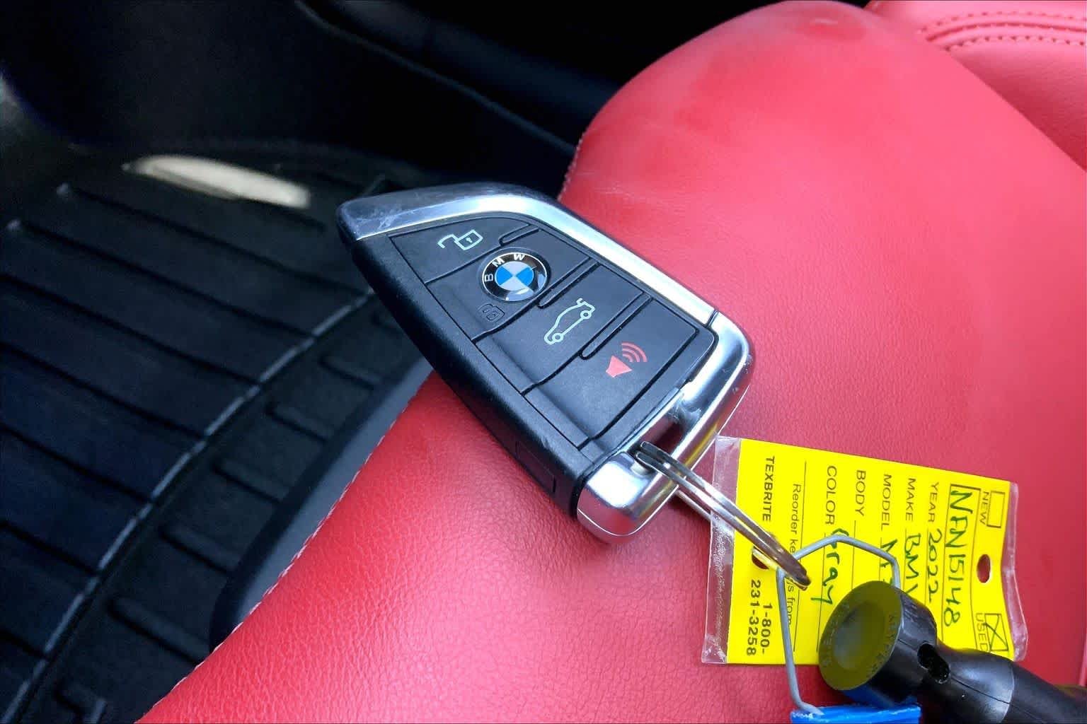 Used 2022 Brooklyn Grey Metallic BMW Competition xDrive image 15