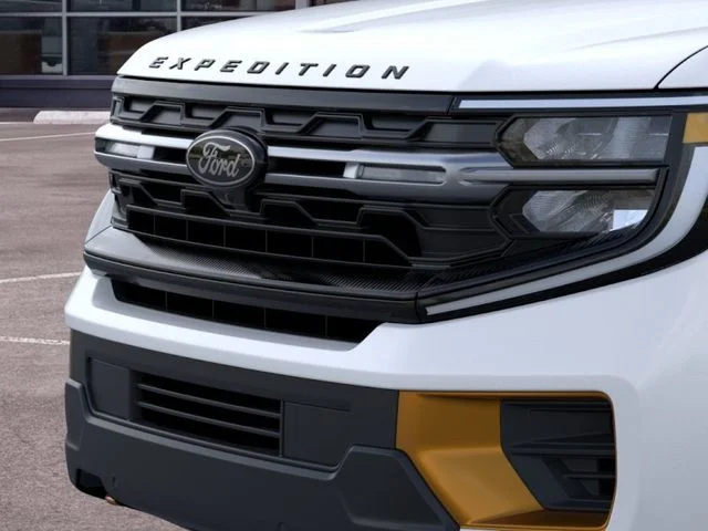 New 2026 Star White Metallic Tri-Coat Ford Tremor image 48