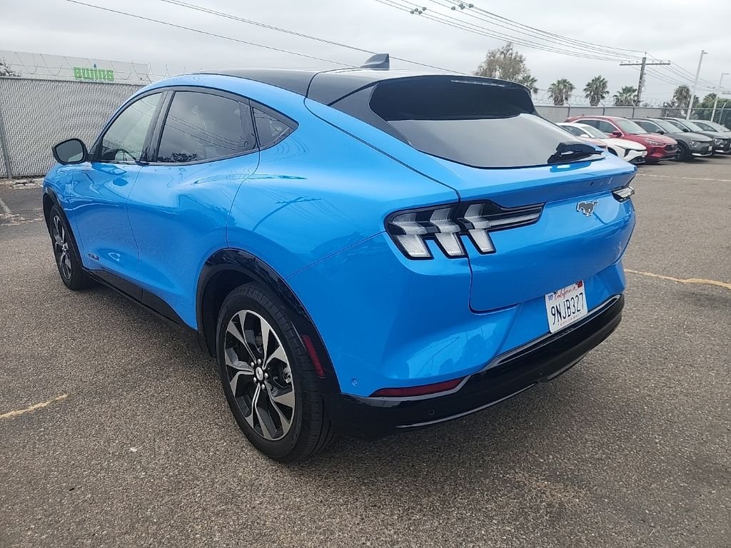 Used 2023 Blue Ford Premium image 11