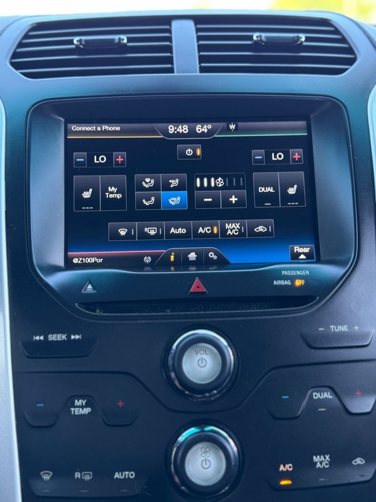 Used 2014 Ruby Red Metallic Ford XLT image 20