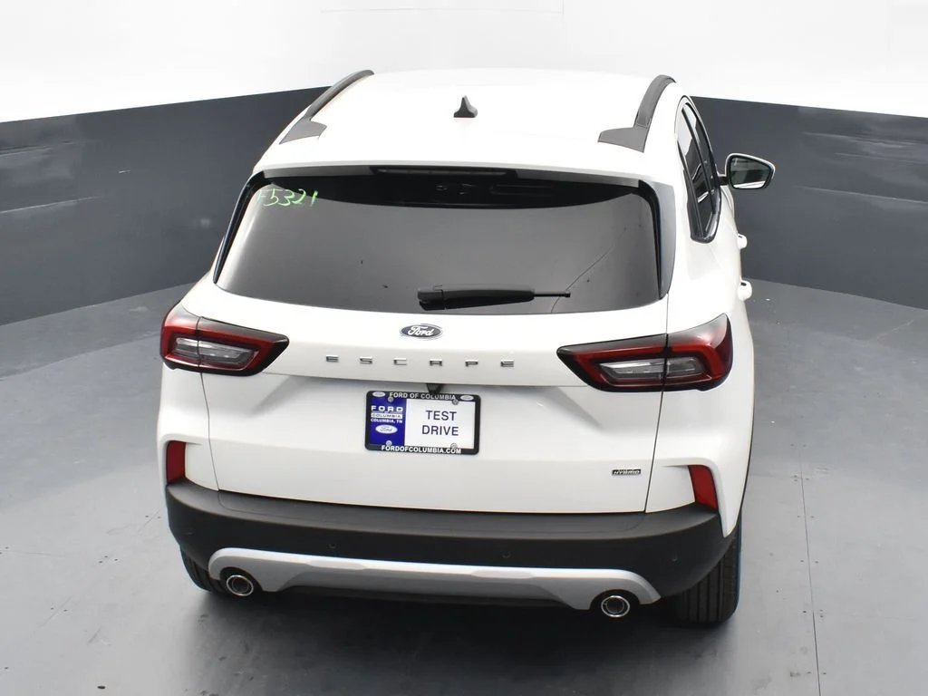 New 2025 White Ford Base image 25