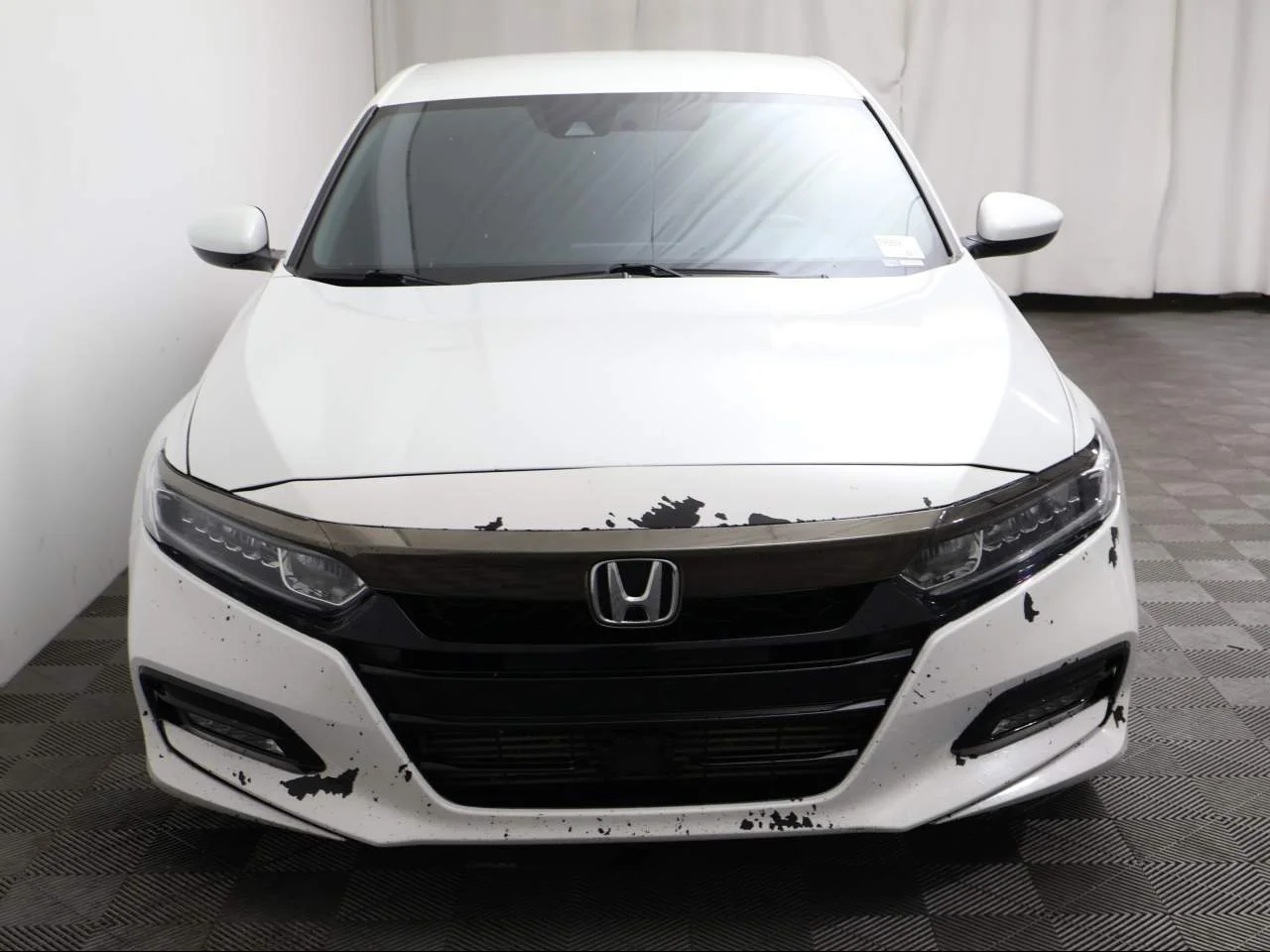 Used 2020 Platinum White Pearl Honda Sport image 4