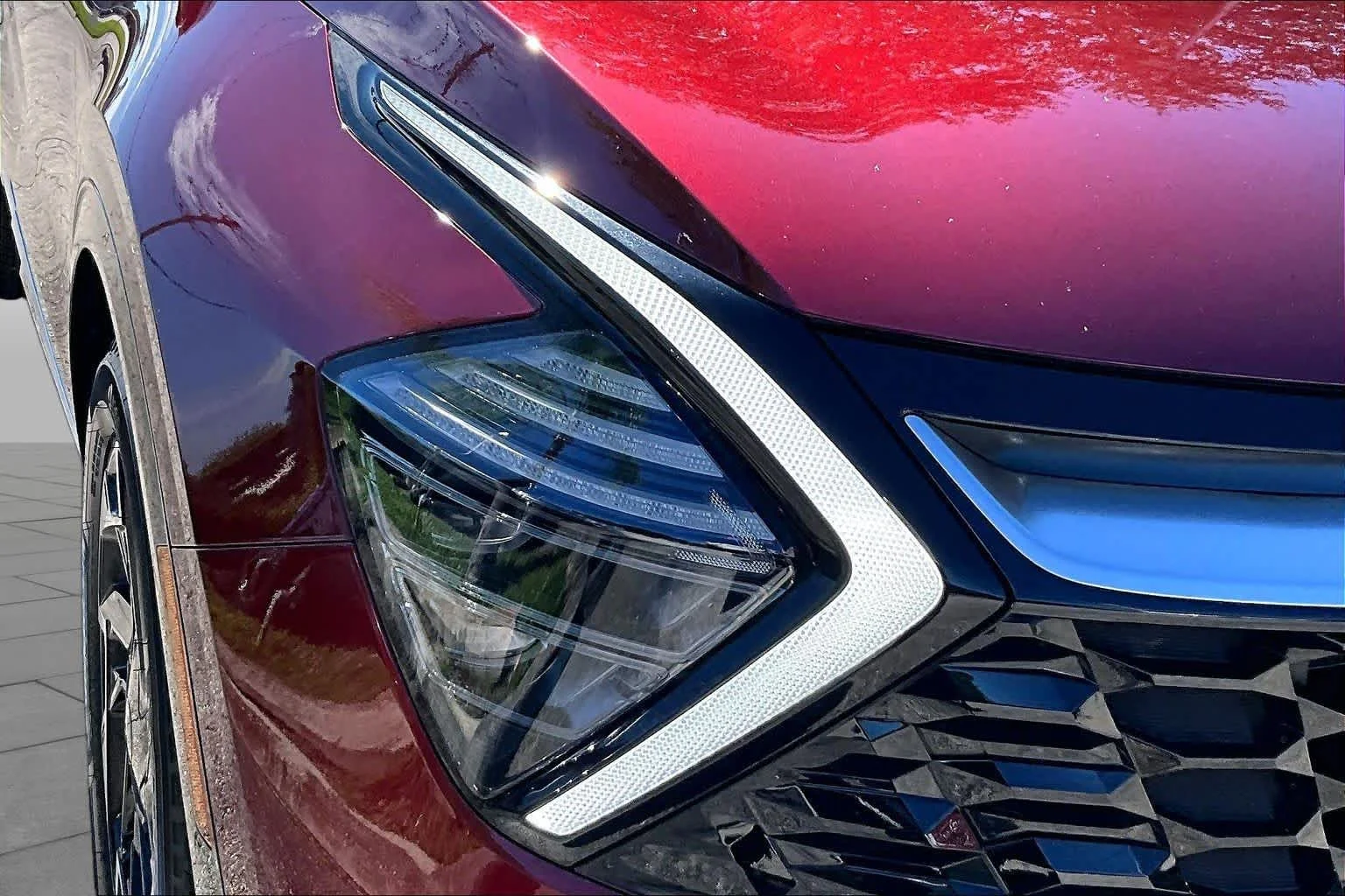 Used 2025 Dawning Red Kia SX-Prestige image 28