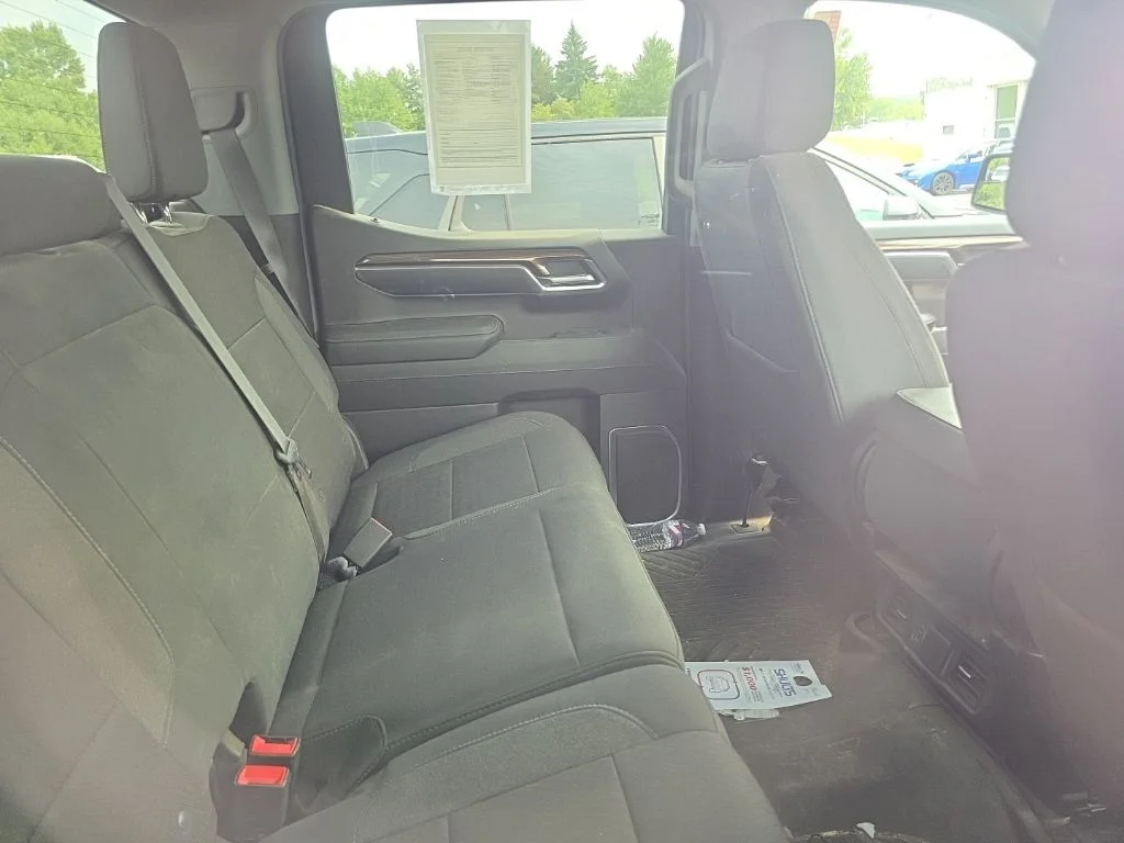 Used 2024 Gray Chevrolet LT image 8