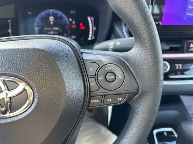 2026 Toyota Corolla LE - Photo 20