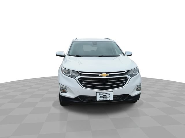 Used 2020 IRIDESCENT PEARL TRICOAT Chevrolet Premier image 3