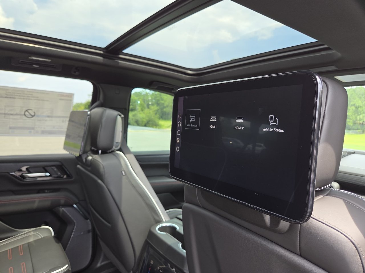 2026 GMC Yukon XL AT4 Ultimate - Photo 31