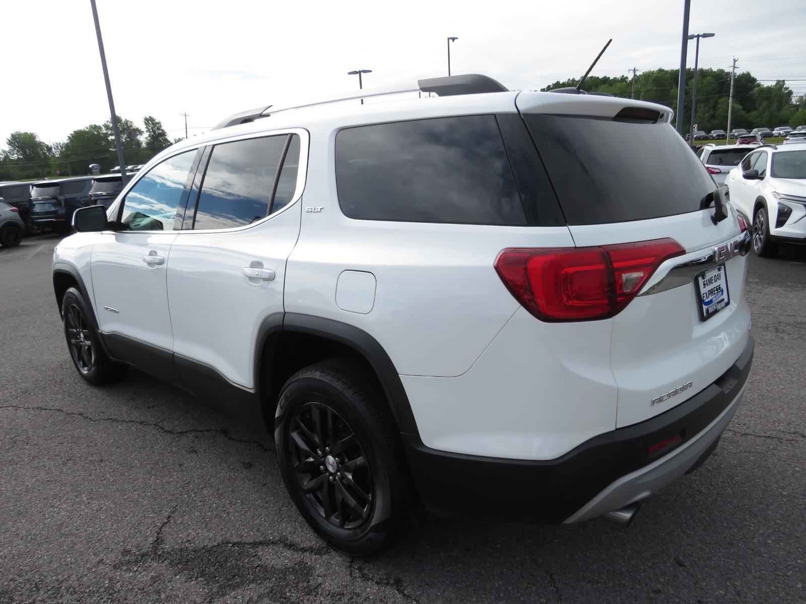 Used 2018 Summit White GMC SLT image 11