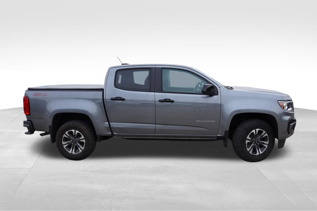2022 Chevrolet Colorado Z71 - Photo 2
