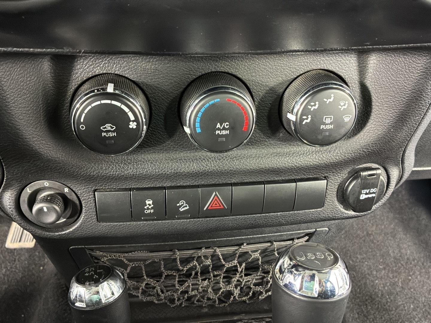 Used 2013 Billet Silver Metallic Jeep Sport image 28