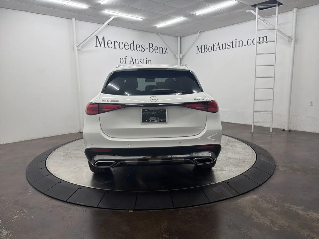 Used 2026 White Mercedes-Benz GLC 300 image 6