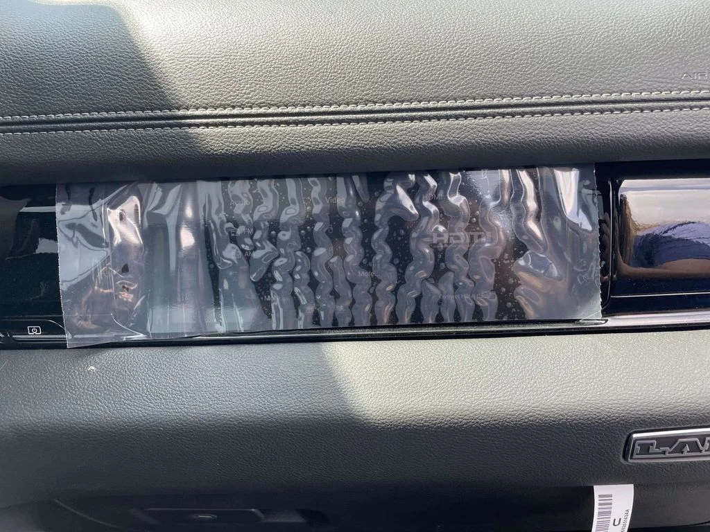 New 2026 Granite Crystal Metallic Clear-Coat Exterior Paint RAM Laramie image 15