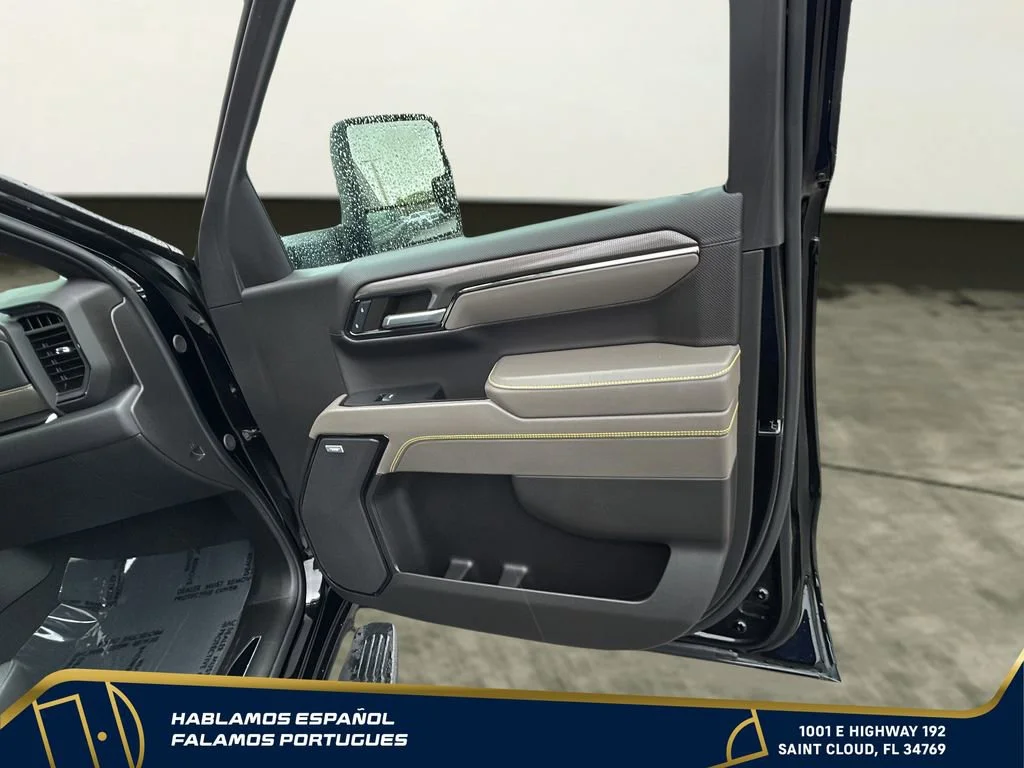 Used 2024 Black Chevrolet ZR2 image 35