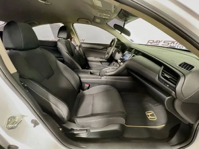 Used 2020 White Honda EX image 36