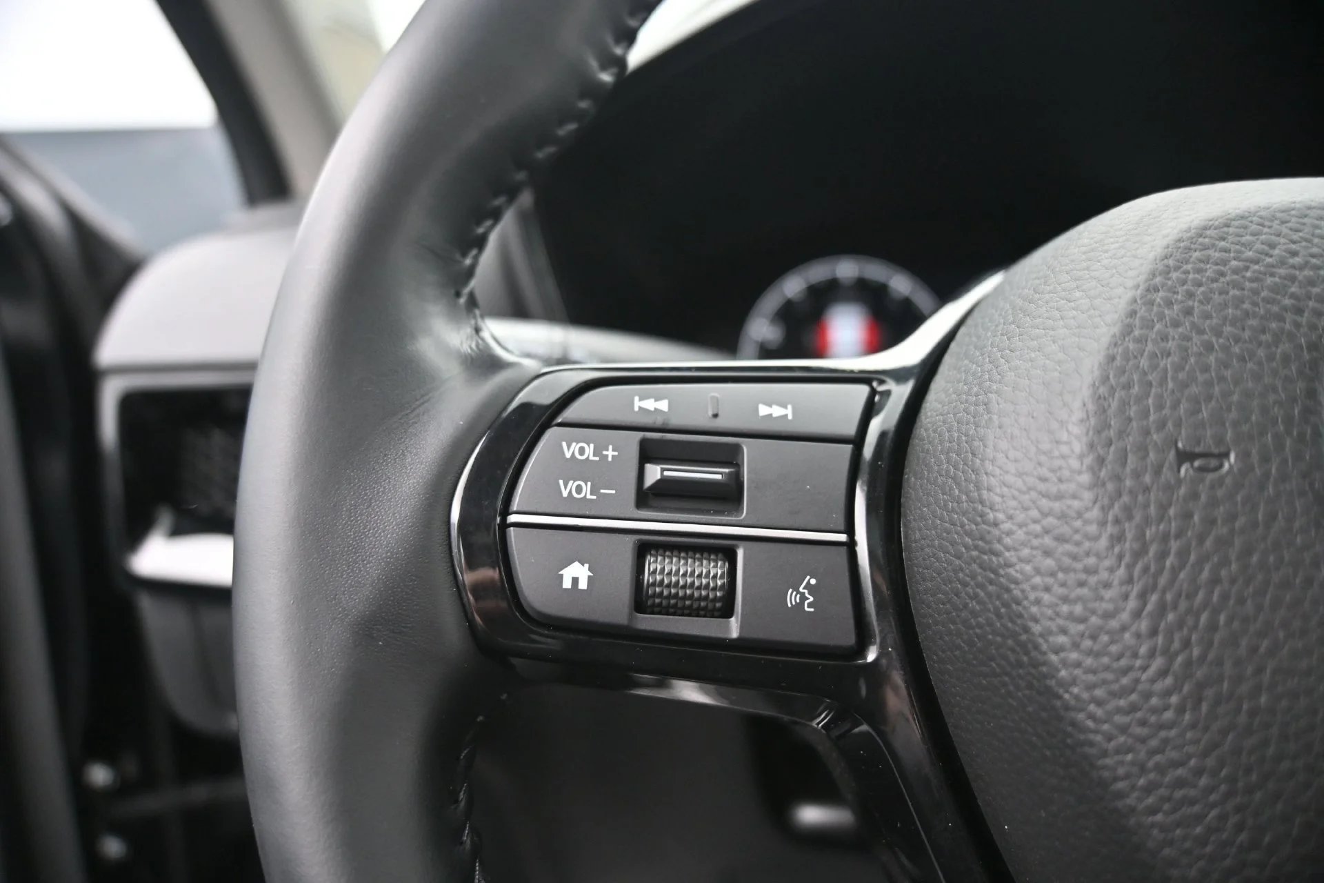 Used 2025  Honda 5D WAGON EX-L AWD image 24