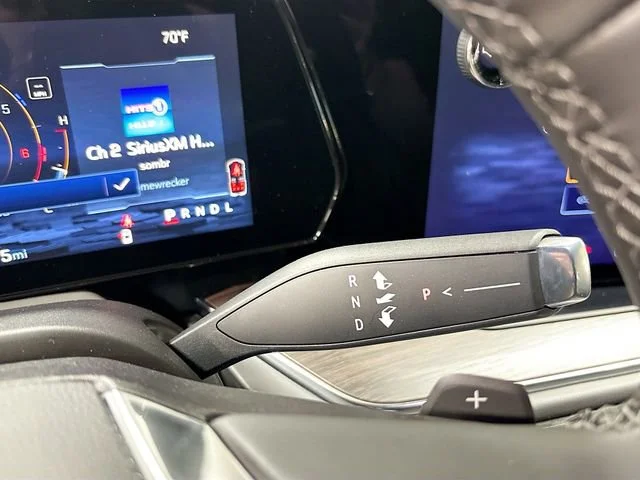 2025 Chevrolet Suburban Premier - Photo 20