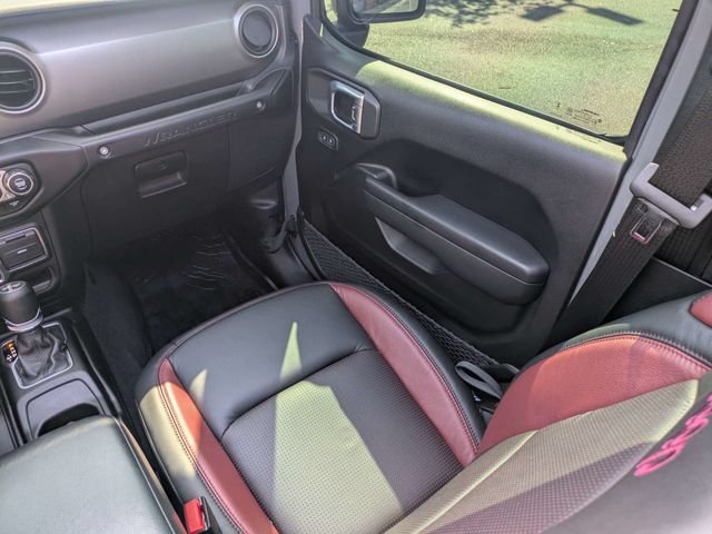 Used 2023 Gray Jeep Sport S image 17