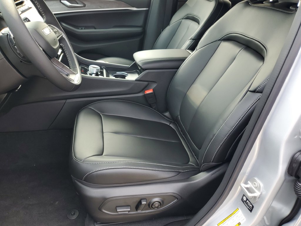 2025 Jeep Grand Cherokee Limited - Photo 17