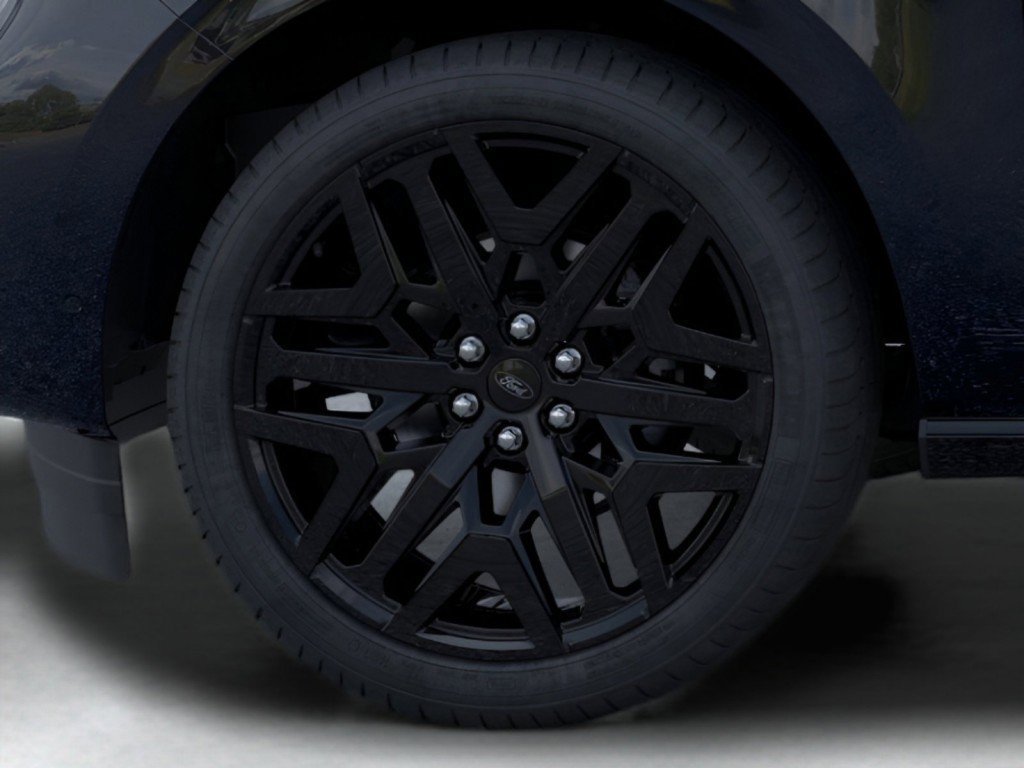 New 2026 Agate Black Metallic Ford Platinum® image 21