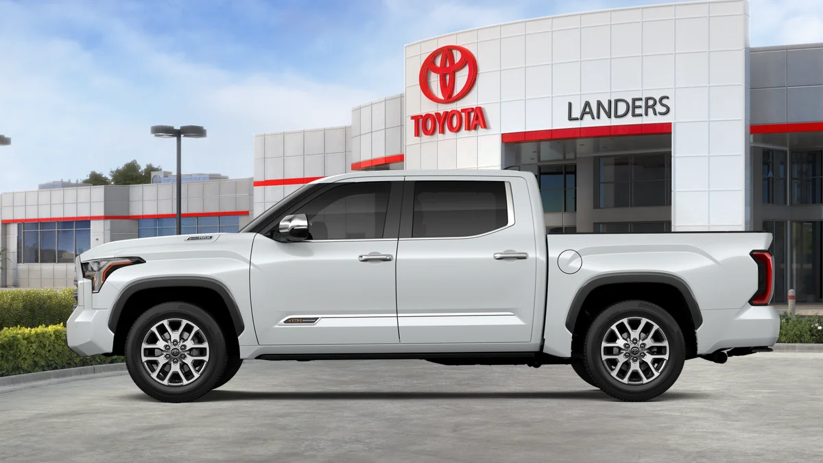 New 2026 Wind Chill Pearl Toyota 1794 Edition Hybrid image 4