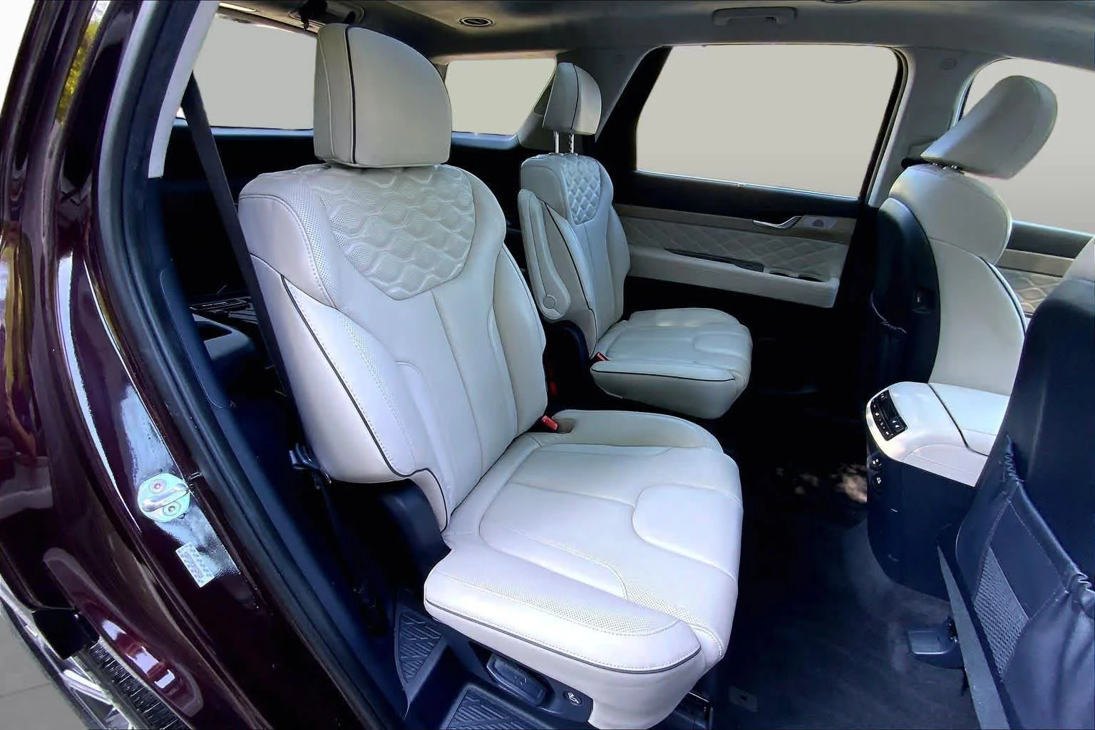 Used 2021 Sierra Burgundy Hyundai Calligraphy image 20