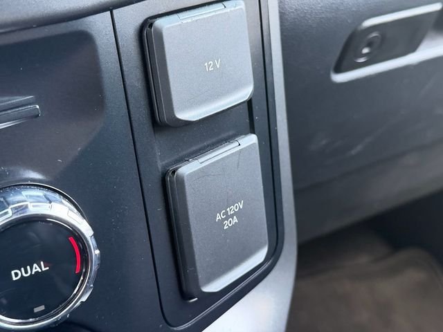 Used 2024 Black Ford XLT image 26