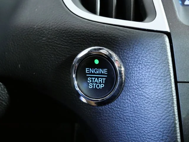 Used 2016 Blue Ford SEL image 24