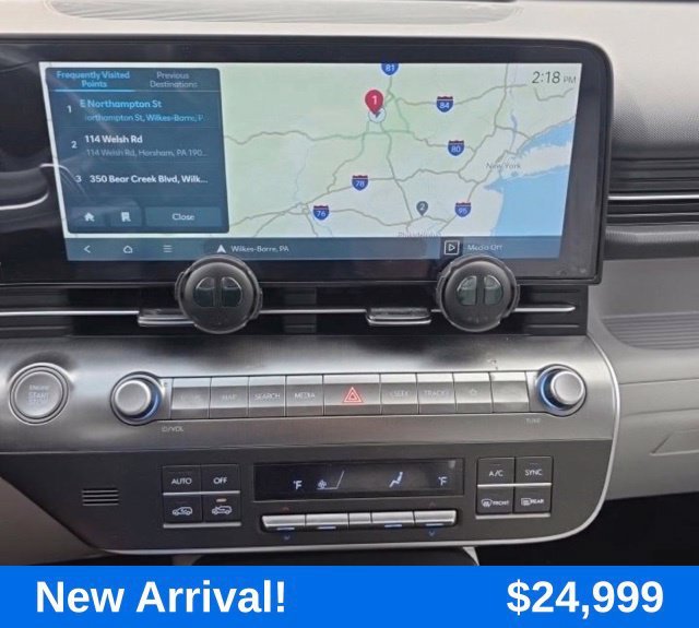 Used 2024  Hyundai Limited image 12