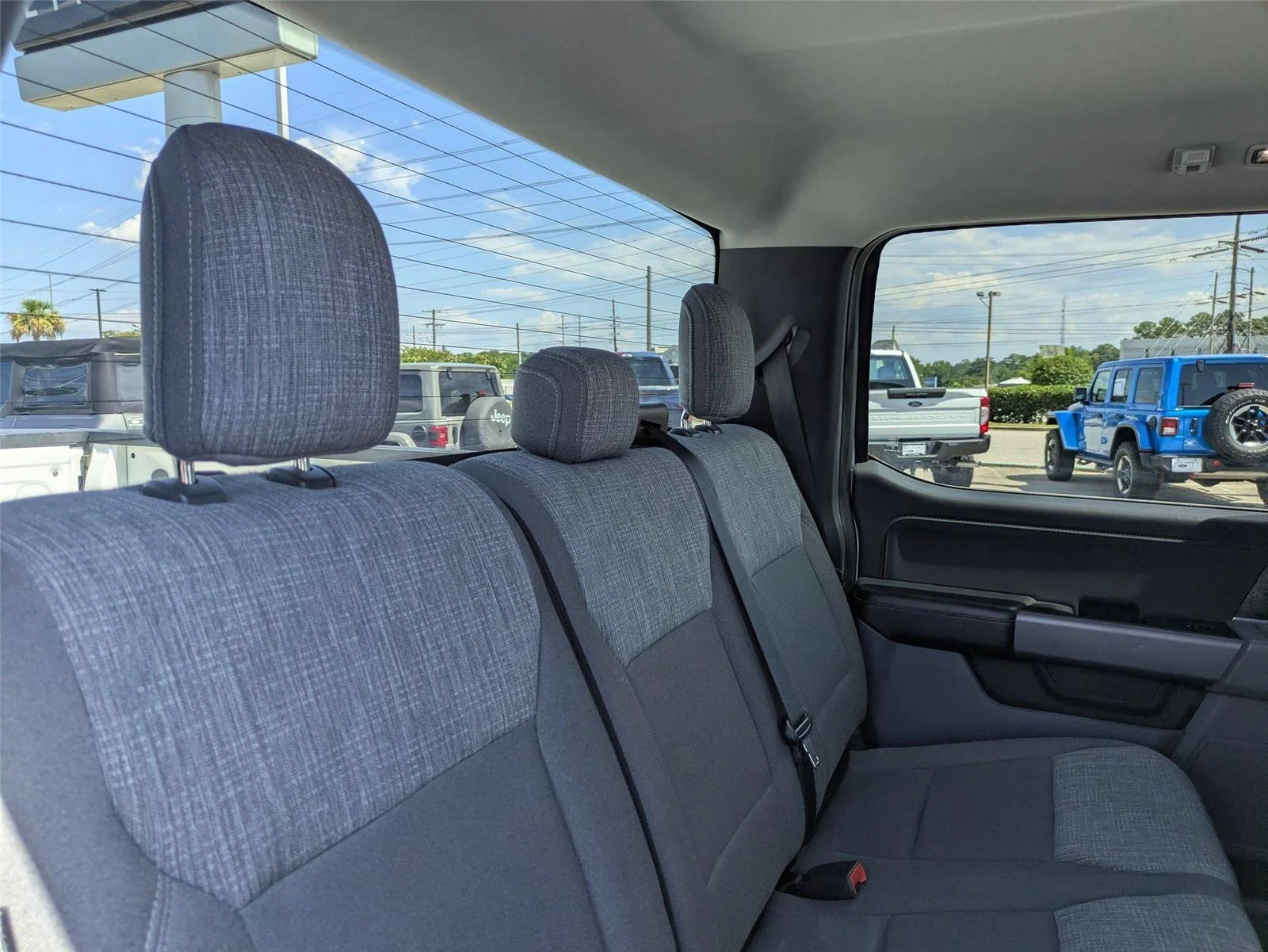 Used 2021  Ford XLT image 30