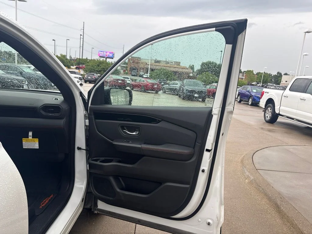 Used 2026 White Honda TrailSport image 25