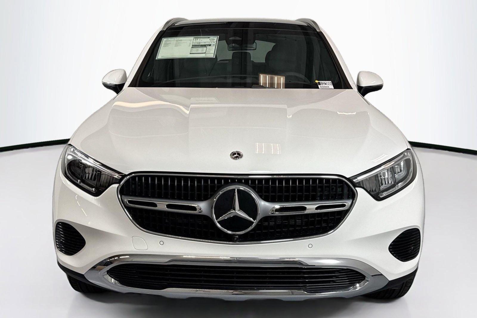 New 2026 Black Mercedes-Benz GLC 300 image 2