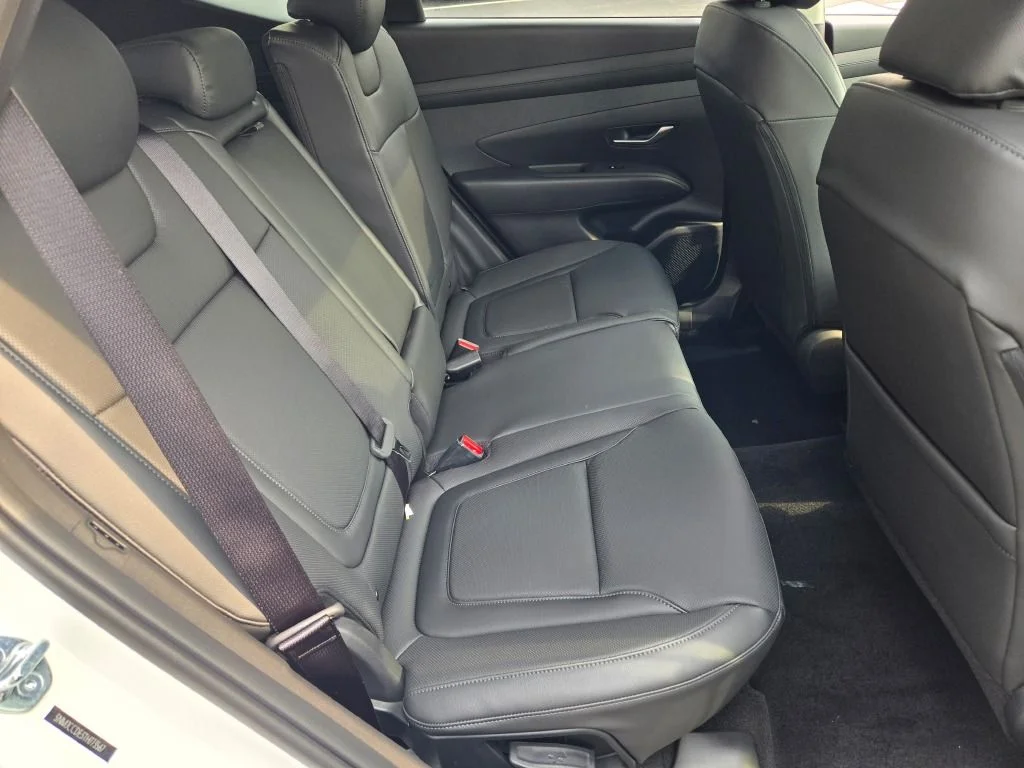 New 2026 White Pearl Hyundai SEL Premium image 10