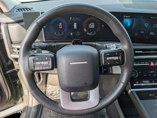 Used 2024 Green Hyundai SEL image 14