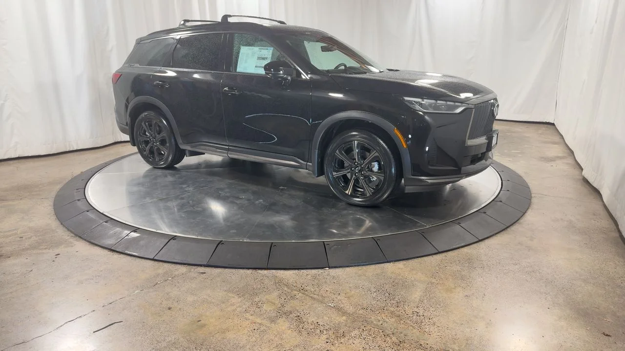Used 2026 Black INFINITI Autograph image 5