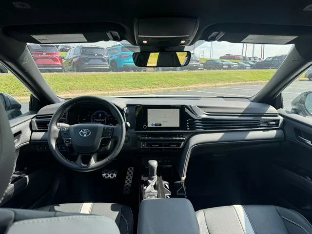 Used 2026 Ice Toyota SE image 17