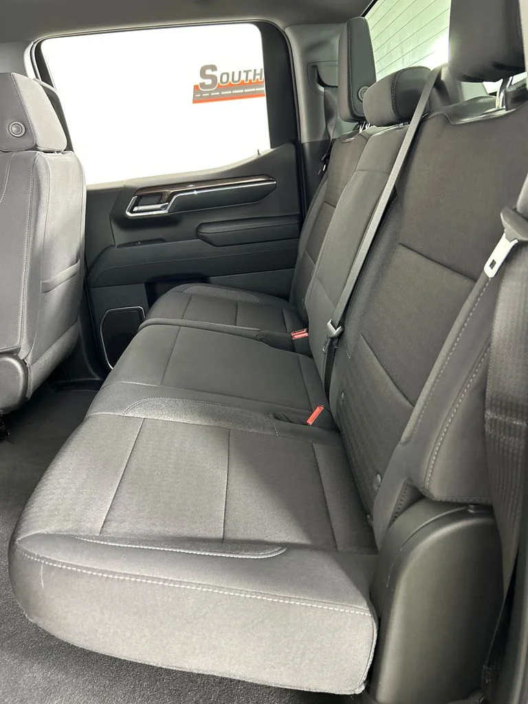 Used 2024 Gray Chevrolet LT image 18