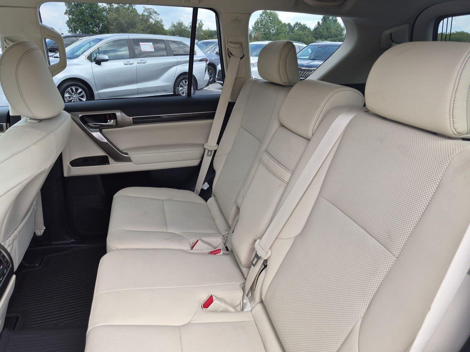 Used 2021 Nightfall Mica Lexus GX 460 Premium image 32