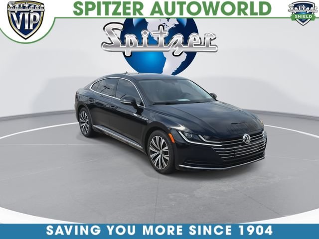 Used 2019 Black Volkswagen 2.0T SE image 3
