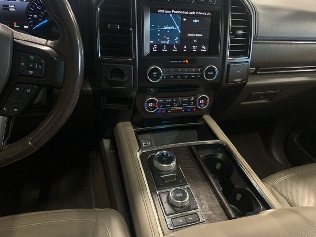 Used 2018 White Ford Limited image 31