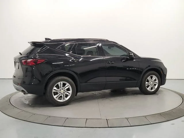 Used 2020 Black Chevrolet LT image 7