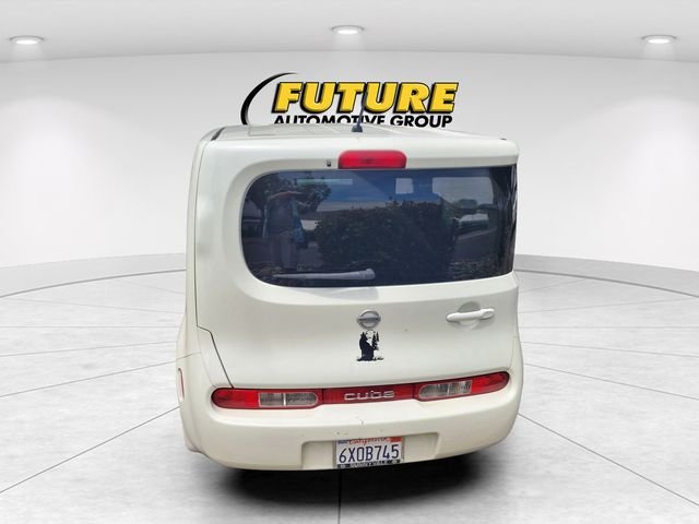Used 2011 White Nissan 1.8 SL image 4