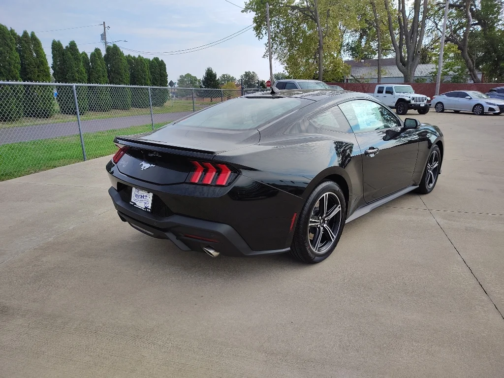 New 2025 Shadow Black Ford EcoBoost® Premium Fastback image 4