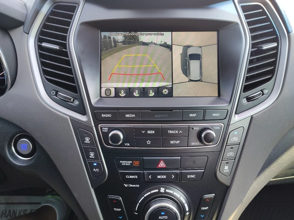 Used 2019 Monaco White Hyundai Limited Ultimate image 17