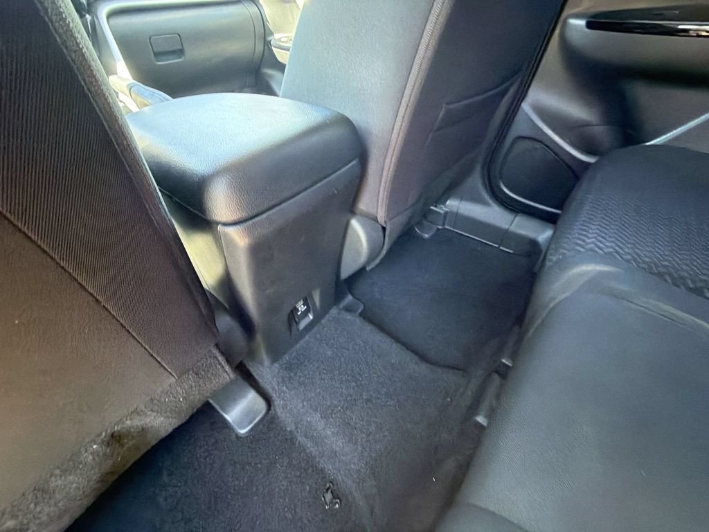 Used 2024  Mitsubishi LE image 23