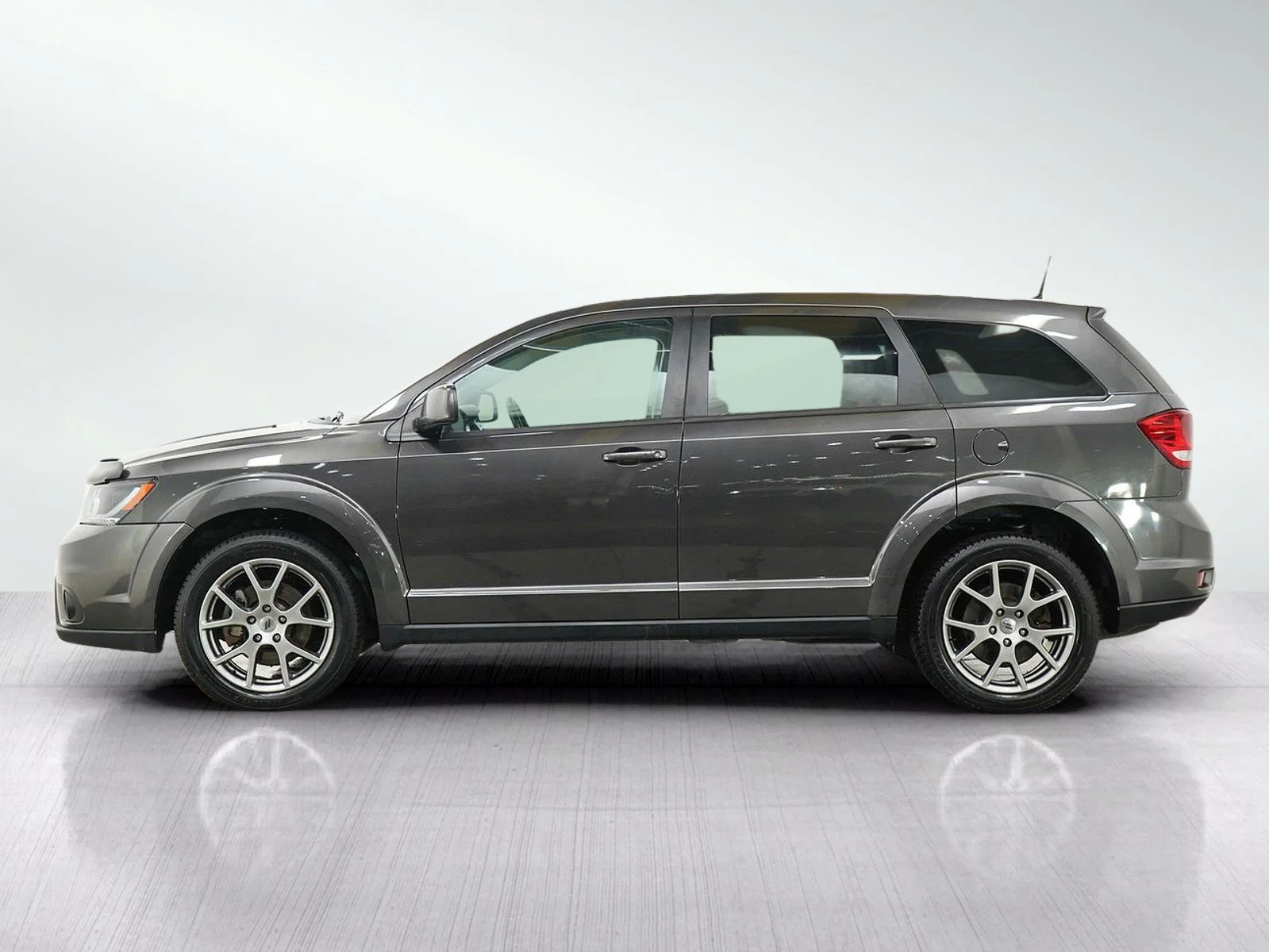 Used 2019 Dodge Journey GT with VIN 3C4PDDEG2KT836950 for sale in Burnsville, Minnesota