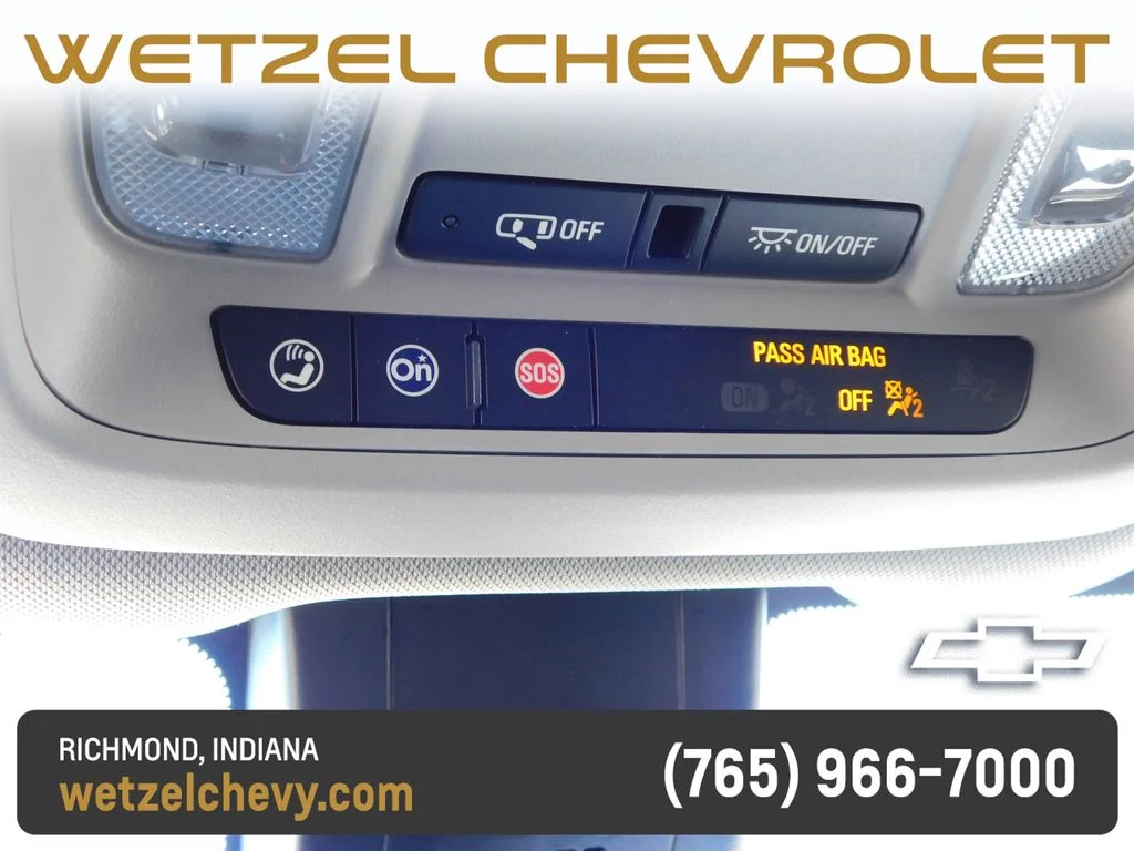 Used 2022 Black GMC SLE image 37
