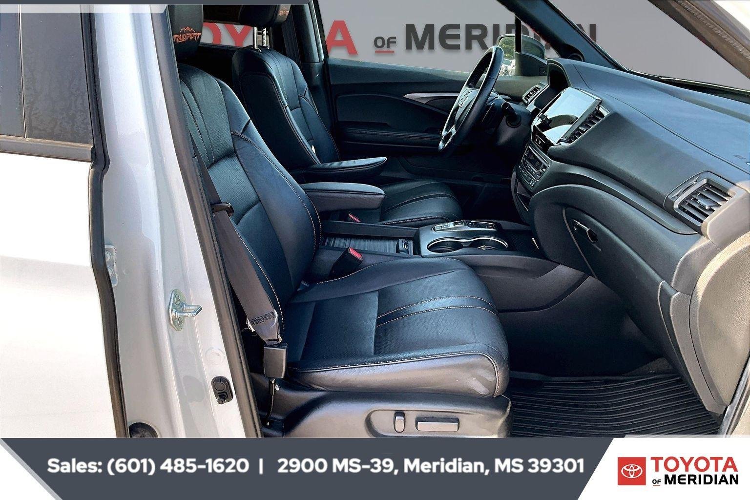 Used 2022 Platinum White Pearl Honda TrailSport image 6